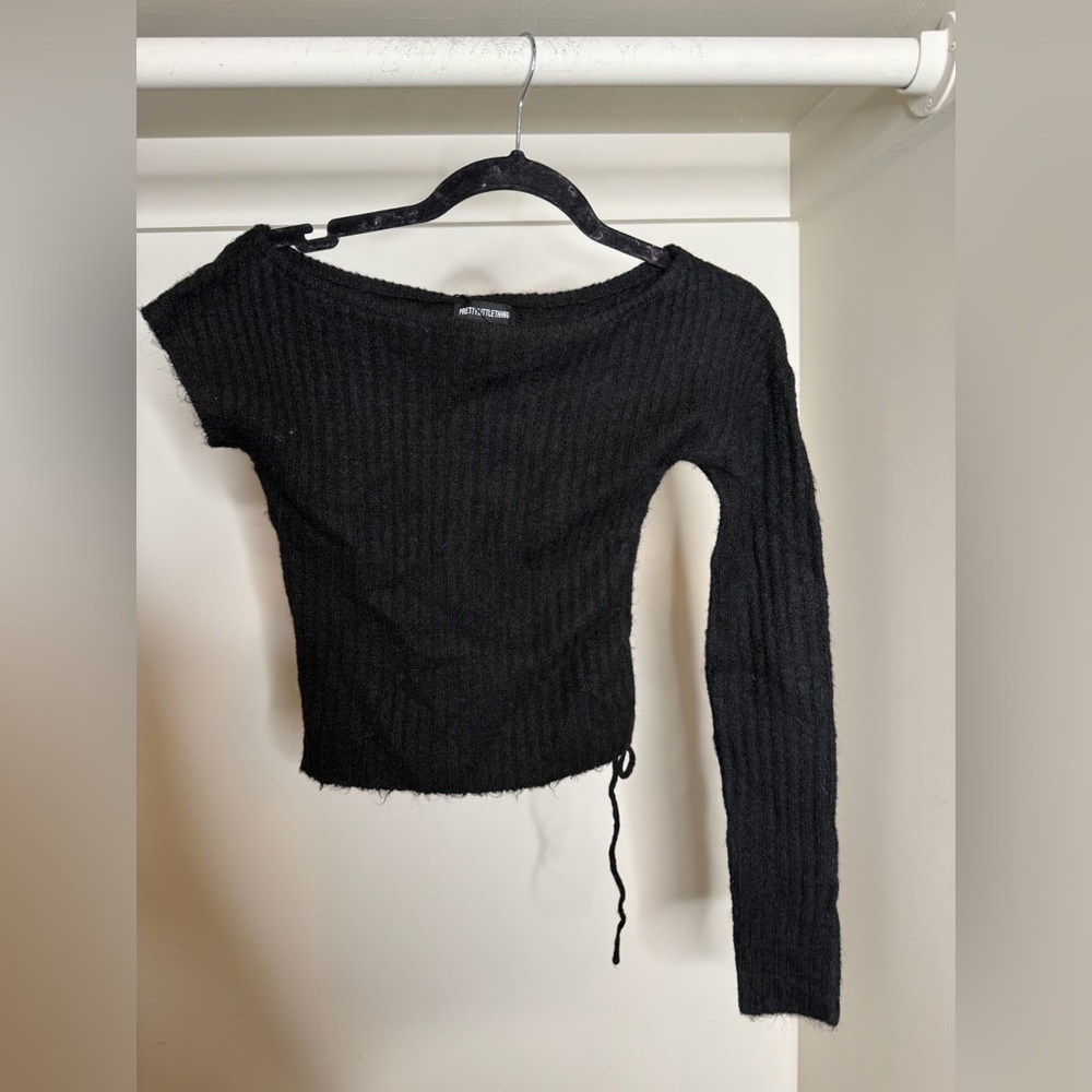 PrettyLittleThing Black Off-the-Shoulder Sweater